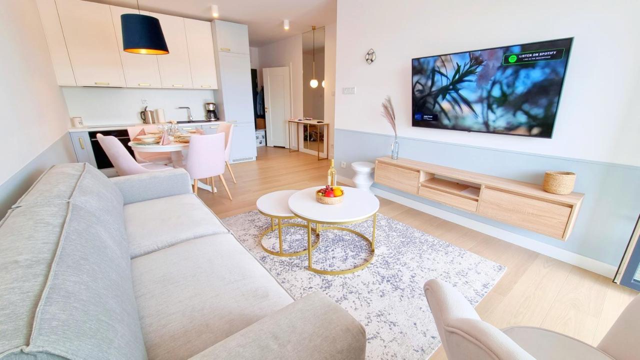 Polanki Aqua - Apartament Przy Morzu 코워브제크 외부 사진